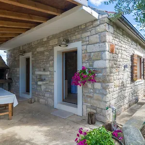 https://casa-mala.hotelinzadar.com
